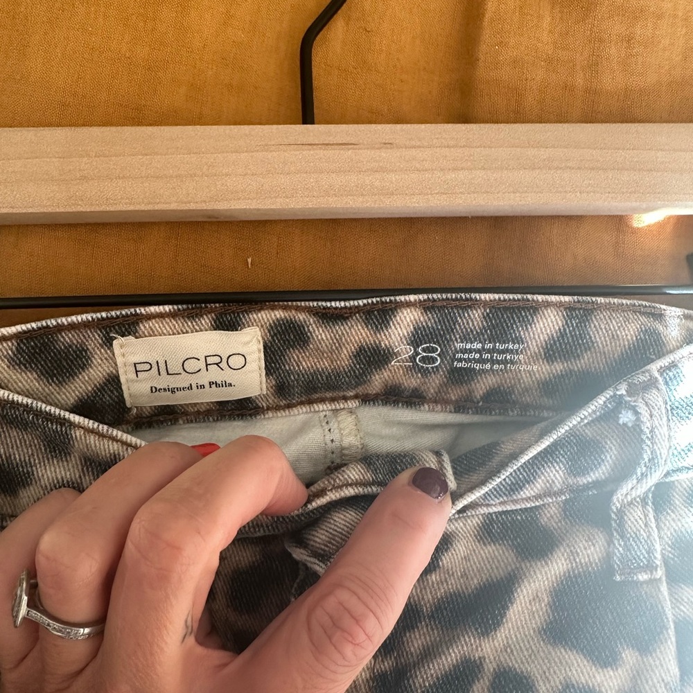 Pilcro Animal Print Wide-Leg Jeans - Picture 3 of 6